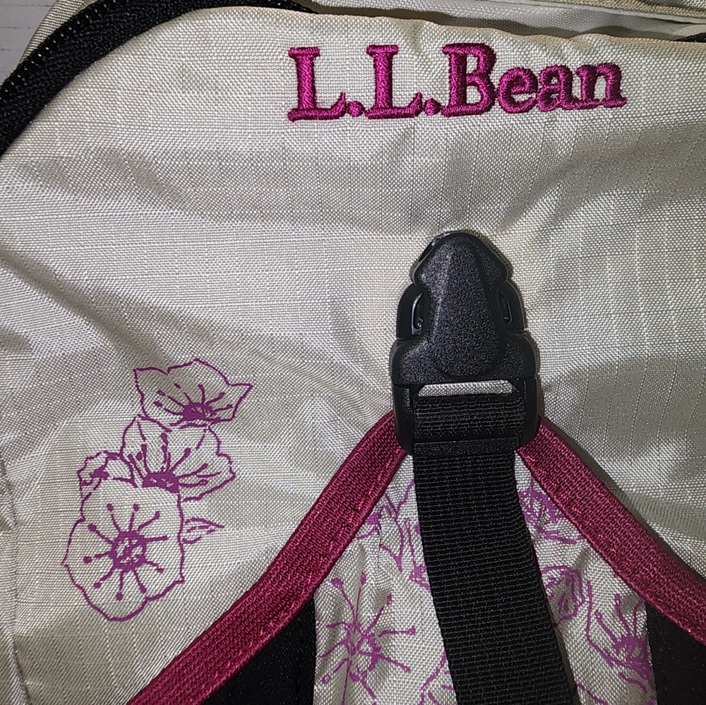 L.L. Bean Backpack - Picture 5 of 8